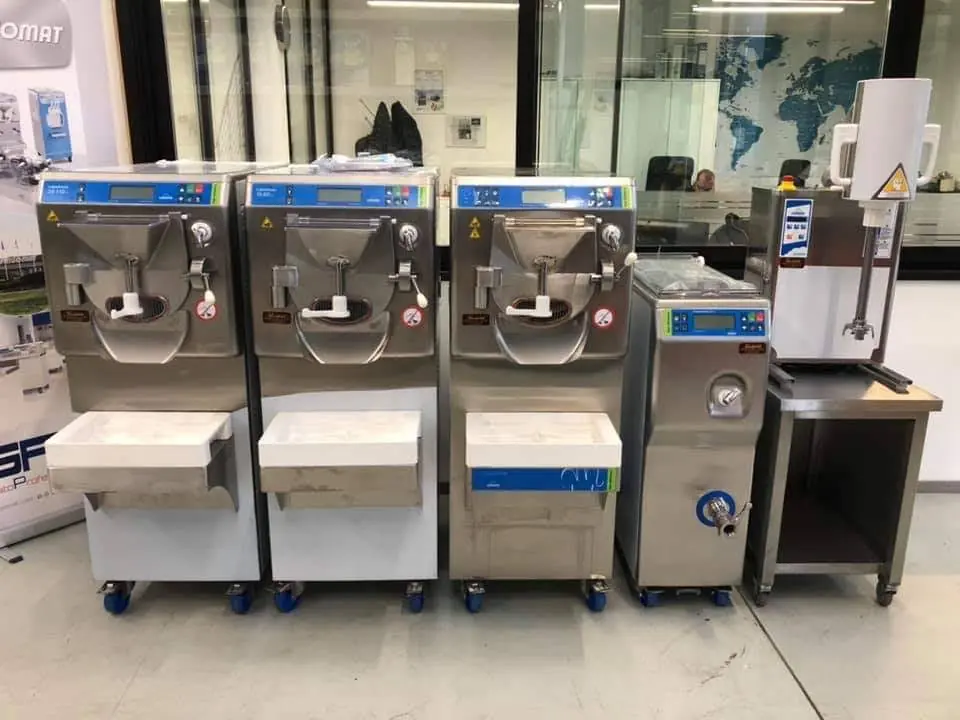 Mantecatori verticali nello showroom A.F. System